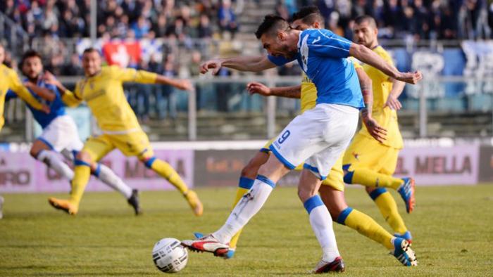 Soi kèo Brescia – Frosinone, 20h00 ngày 01-05-2018